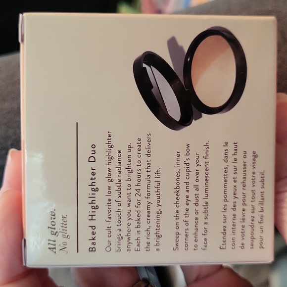 Laura Geller Baked Natural Glow Highlighter Duo: French Vanilla & Portofino, NIB - Picture 7 of 7